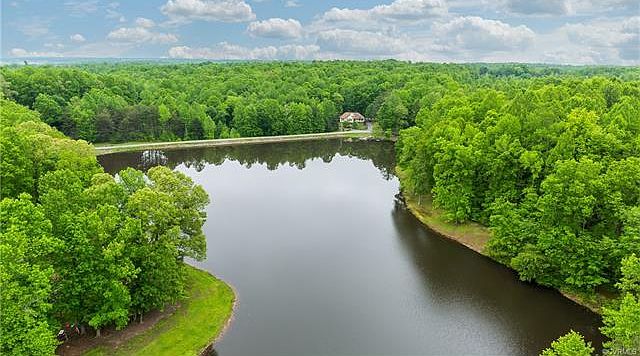 1st image of 4369 Windsor Lake Dr