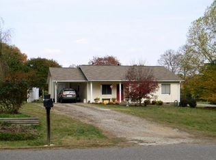 2215 Beauty St, Statesville, NC 28625