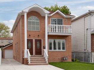 15124 17th Rd, Whitestone, NY 11357