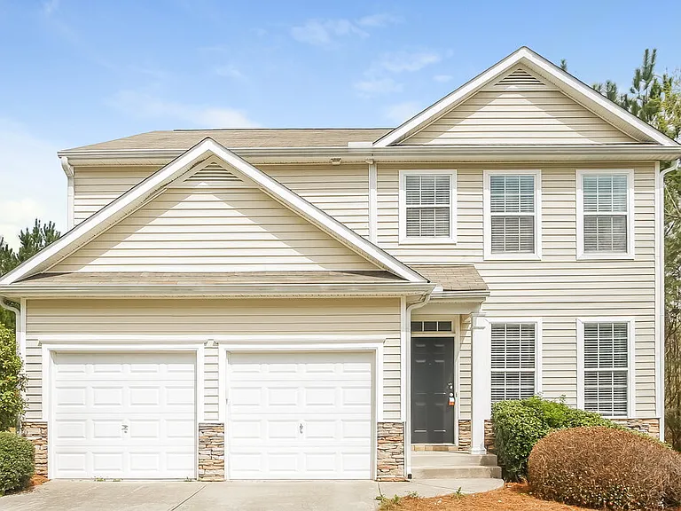 7038 Hillcrest Chase Ln — Photo 1