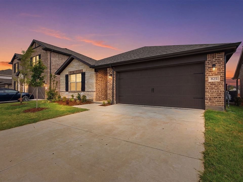 1st image of 825 Birdie Dr