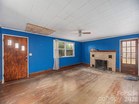 2nd image of 92 Mauney Cove Rd