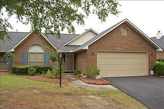 1st image of 104 Windsor Oaks Ct