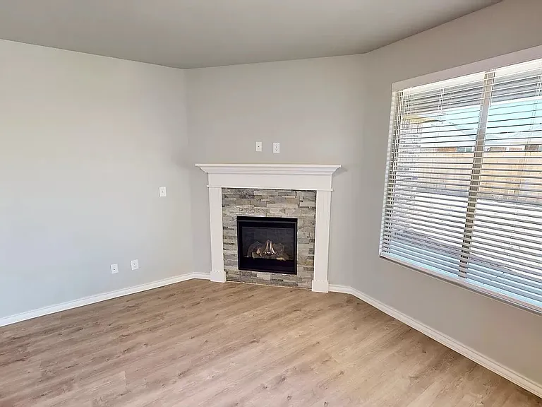 5803 Waverly Ave — Photo 14