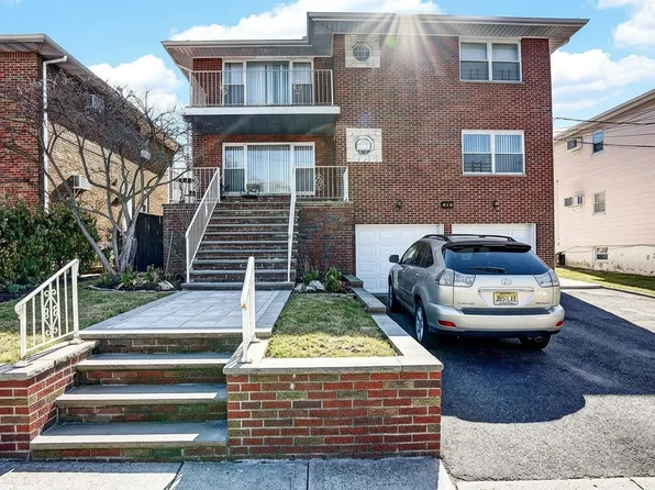 2148 South St, Fort Lee, NJ 07024