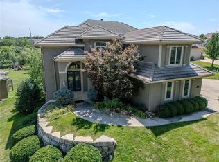 9014 Martindale St, Lenexa, KS 66220