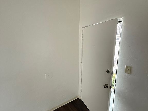 5th image of 2254 5th Ave APT 4