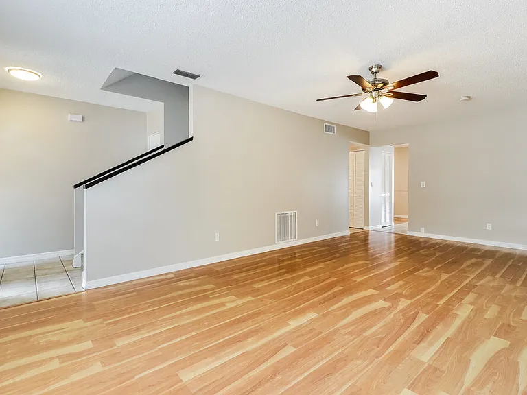 2825 Cedaridge Dr — Photo 4