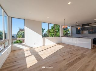 1612 California Ave SW #A, Seattle, WA 98116