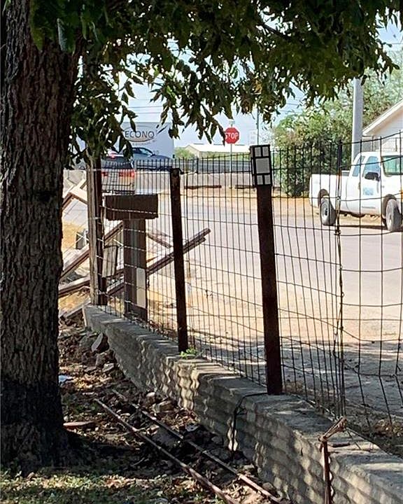 1st image of 140 Rusch Ln