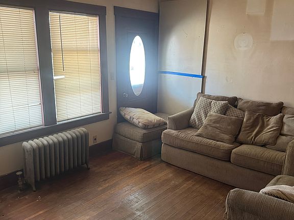5th image of 20 Walnut St #20