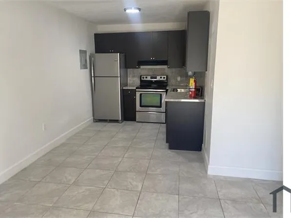 10030 W Indigo St, Miami, FL