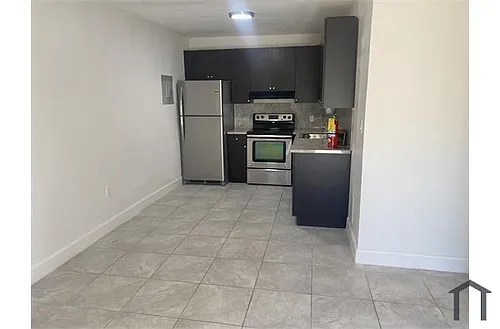 10030 W Indigo St Photo 1