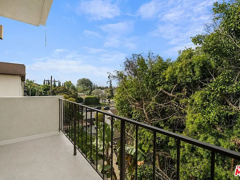 2175 S Beverly Glen Blvd #406 — Photo 14
