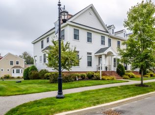 8 Waldron Dr, Scarborough, ME 04074