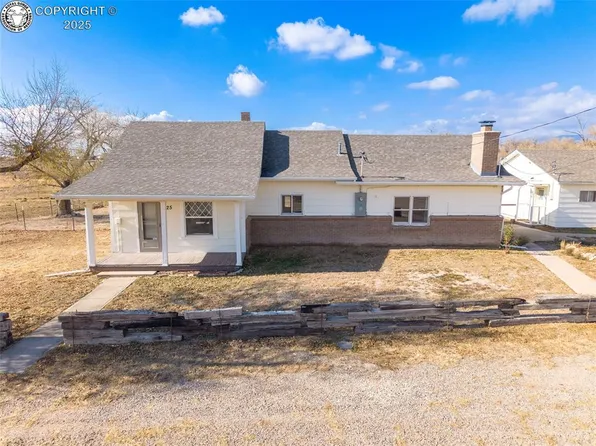 225 G St, Penrose, CO 81240