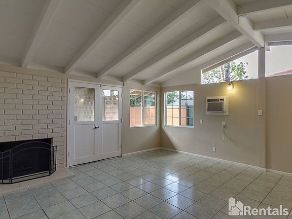2nd image of 257 Celia St