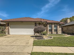 2211 Mediterranean Ave, Arlington, TX 76011