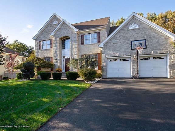 4th image of 459 Brentwood Ave