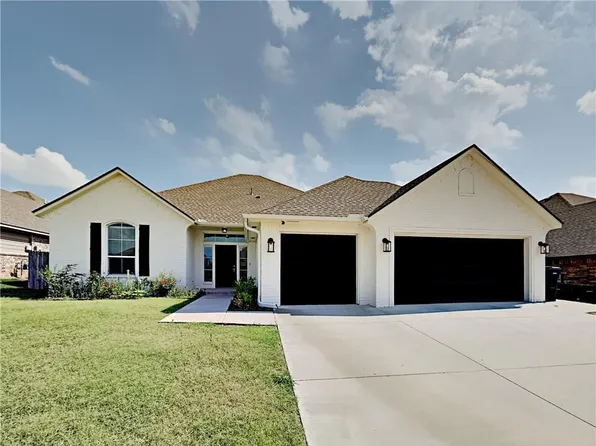 8312 NW 160th Ct, Edmond, OK 73013