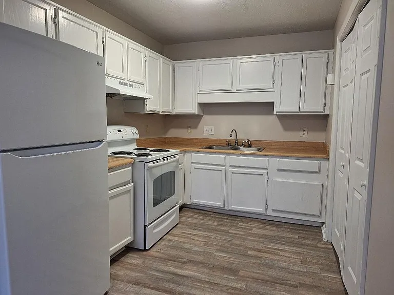 206 Fawnwood Ct — Photo 5