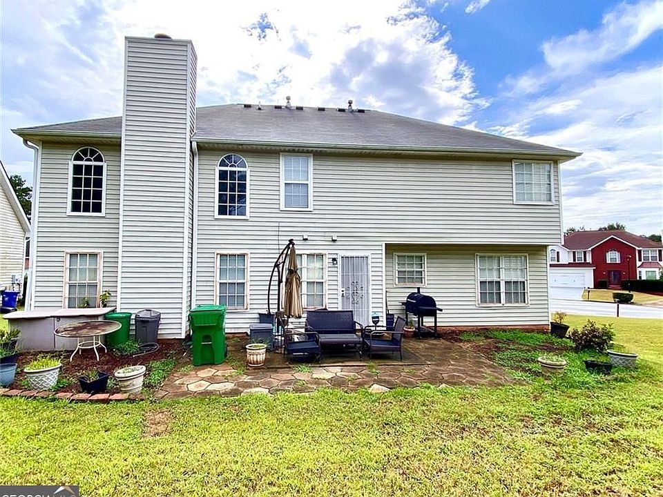 2nd image of 2534 Meadow Brooke Ct
