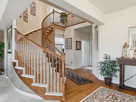 4th image of 3859 Brunner Blvd