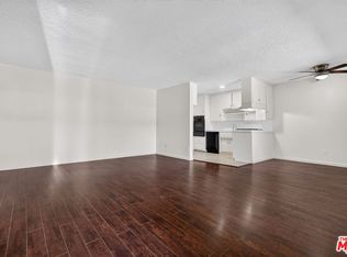 15540 Moorpark St APT 7, Encino, CA 91436