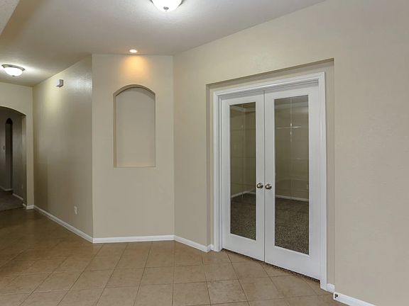 4th image of 5805 Calc Stone Dr