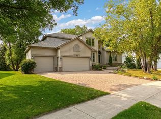 9532 Virginia Ave S, Bloomington, MN 55438