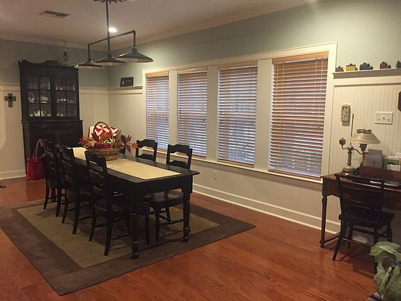 4th image of 210 Turtle Creek Dr