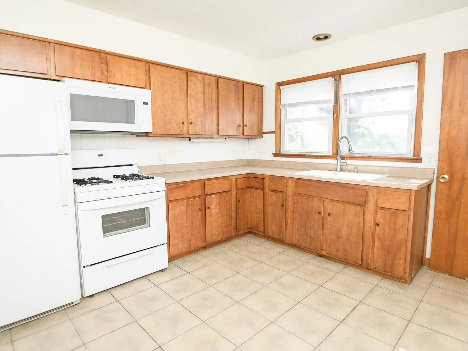 2 bed, 1450 sqft, $1,495 — Photo 3