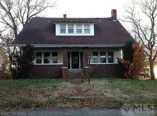408 S Main St, La Monte, MO 65337