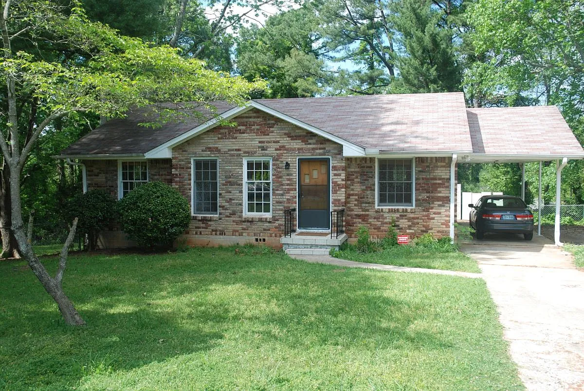 2808 Monticello Place — Photo 1