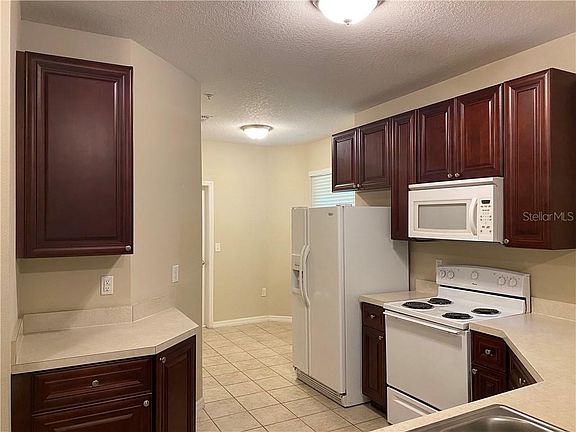 4th image of 10505 Regent Square Dr #1001