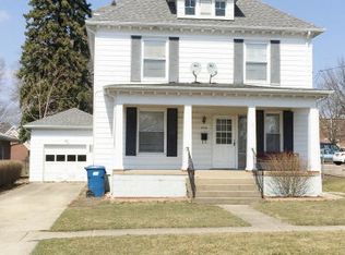 412 E Seminary Ave, Hoopeston, IL 60942