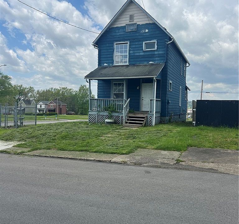 1st image of 1002 Fruit Ave