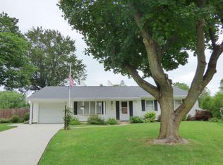 1535 Strathmore Ct, South Bend, IN 46614