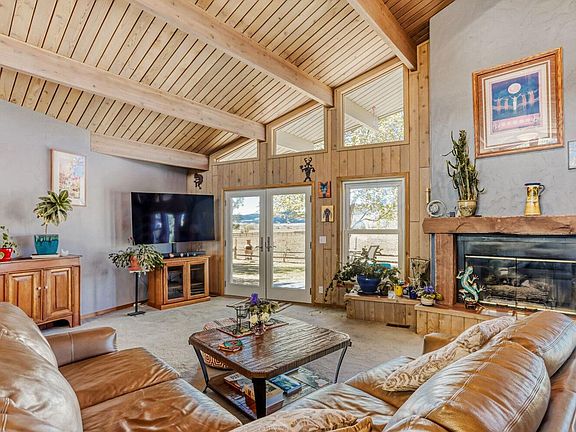3rd image of 6036 Saint Vrain Rd