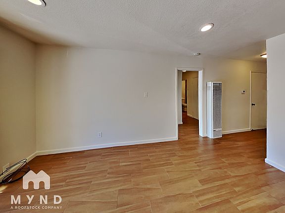 4th image of 2741 21st St #2741