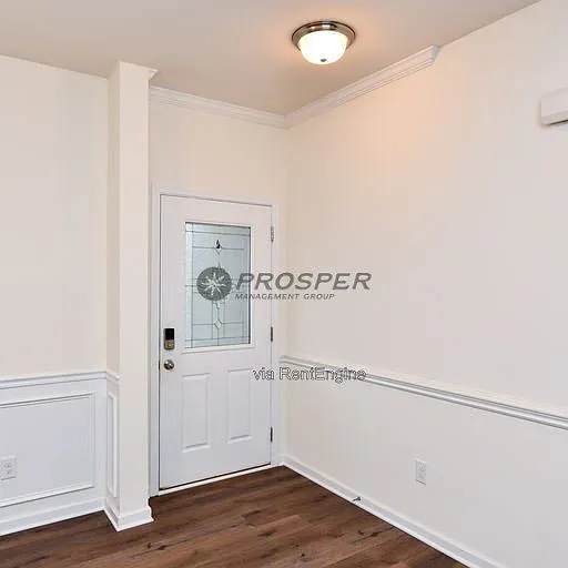 248 Elmhaven Dr — Photo 6