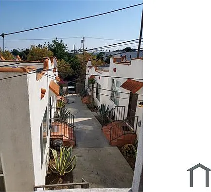 3809 1/2 Montclair St — Photo 12