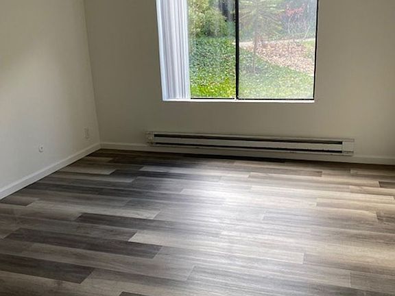 4th image of 2159 Shelter Creek Ln #S18