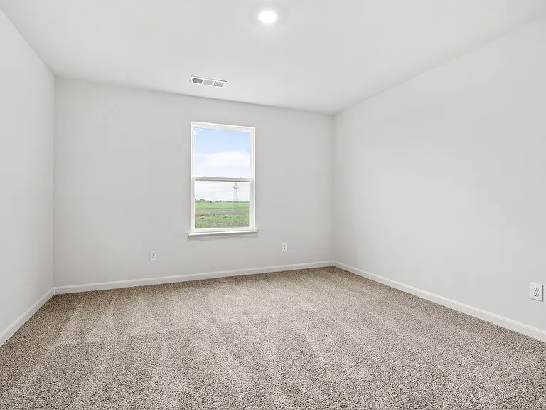 305 Julian Davis Dr — Photo 16