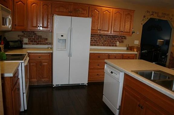 5th image of N1795 Reimer Dr