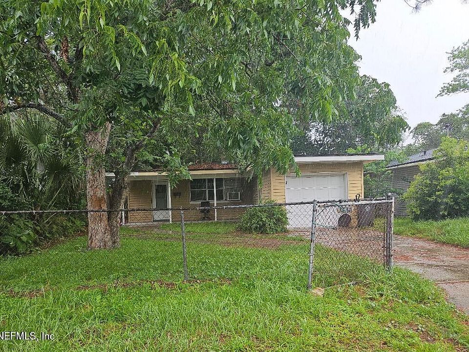 1st image of 265 E 47TH Street