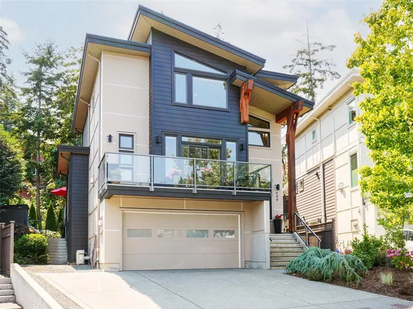488 Regency Pl, Colwood, BC V9C 0H9