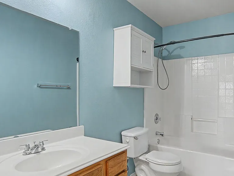 5016 Meridian Ln — Photo 30