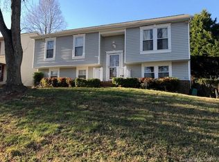 4927 Harri Ann Dr, Charlotte, NC 28227