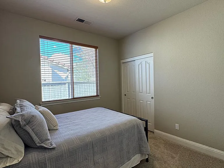 585 Seattle Slew Ct — Photo 21